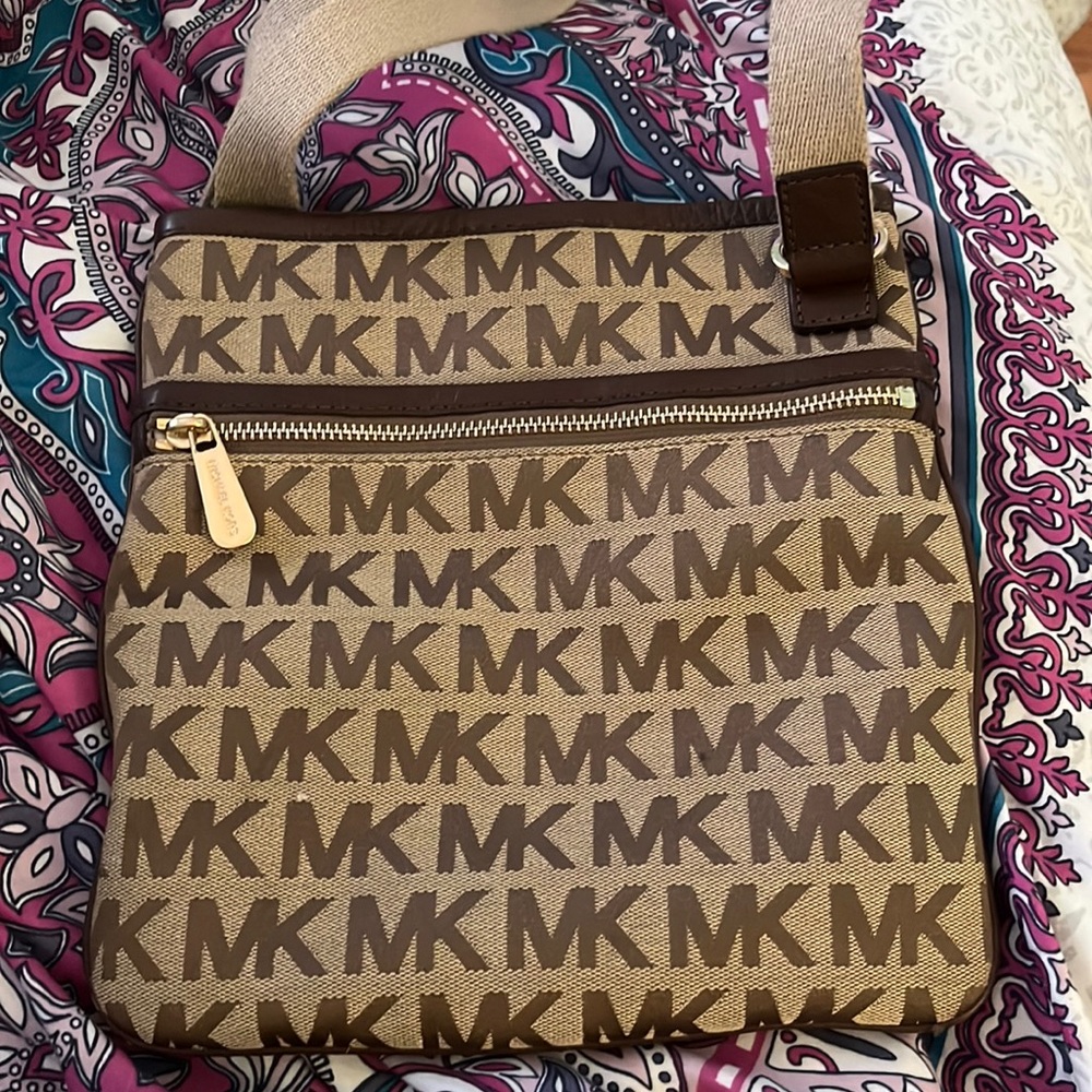 Brown Michael Kors bag